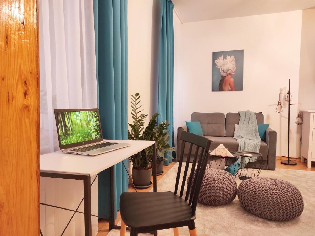 Garden Hideout - Central Apartment Braşov Exterior foto